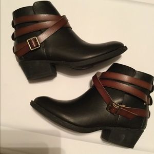 Ankle boots